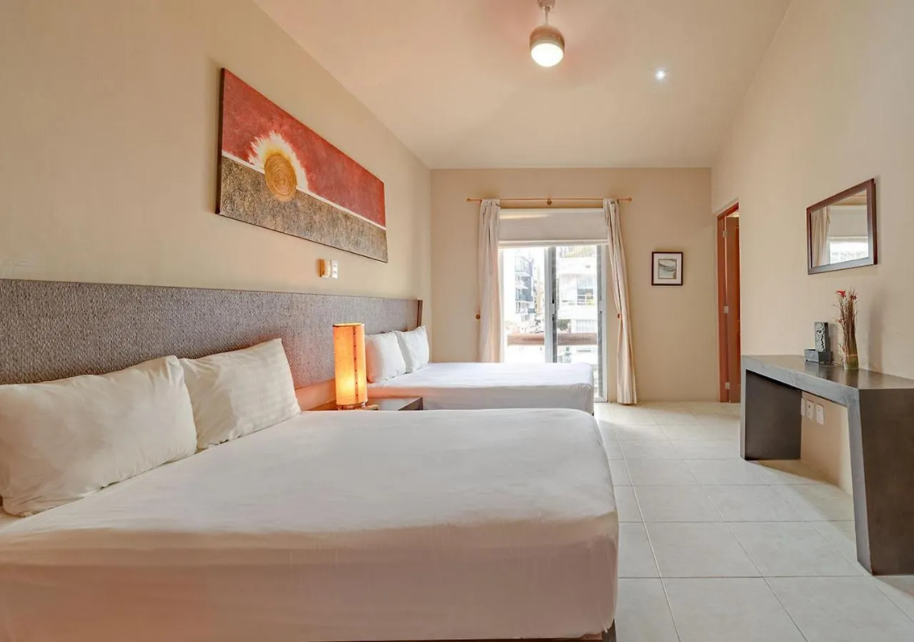 Condo Sol 6 - 3 Bedroom Condo Only 1 Block From Coco Beach - At Luna Maya Condos 신데 델 카르멘