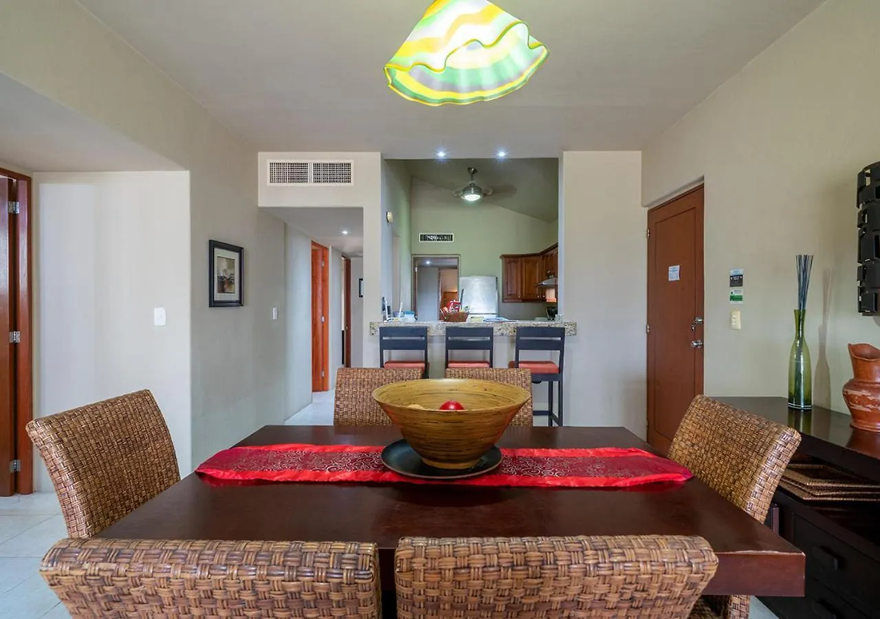 Condo Sol 6 - 3 Bedroom Condo Only 1 Block From Coco Beach - At Luna Maya Condos 신데 델 카르멘
