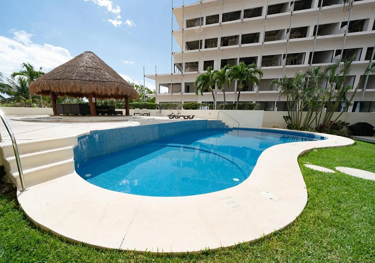 Apartment Condo Sol 6 - 3 Bedroom Condo Only 1 Block From Coco Beach - At Luna Maya Condos Playa del Carmen